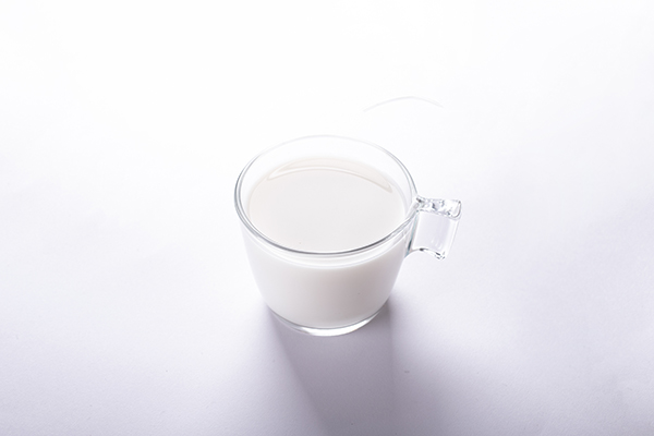 哺乳期吃什么奶水多，十种催乳食物让奶水多又浓
