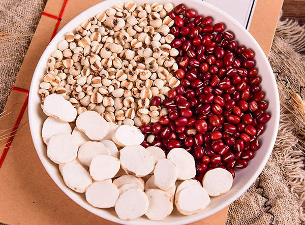 红豆薏米快速减肥法，红豆薏米茶去湿气效果好吗
